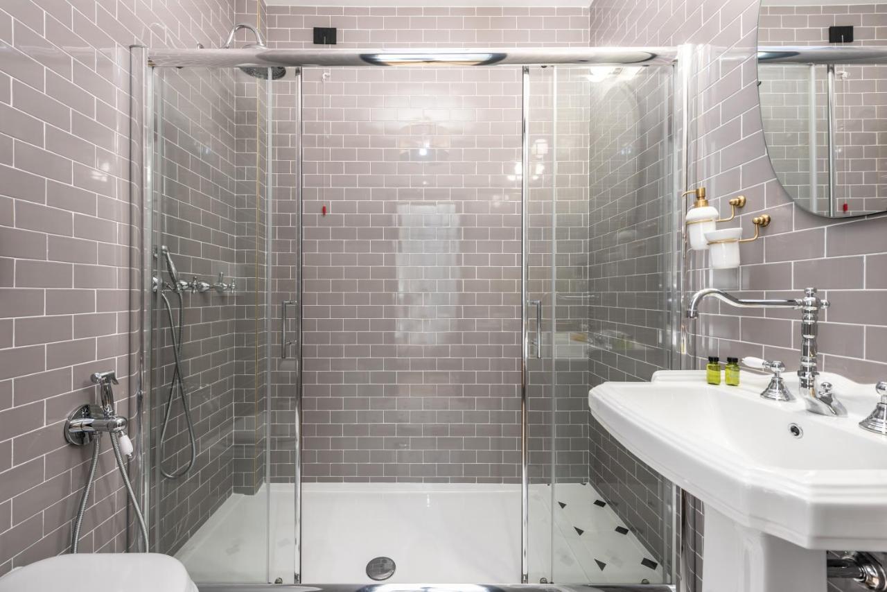 The Couper Castello Hotel Milan Luaran gambar